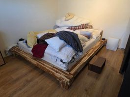 Holzbett 180x200cm Naturholz rustikal guter Zustand