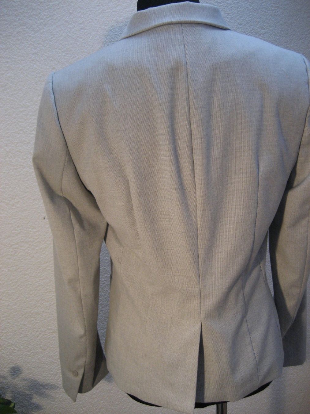 H&M Giacche: Veste H&M taille 42 – Nuovo (secondo la descrizione) da Delémont venduto da marryb 3