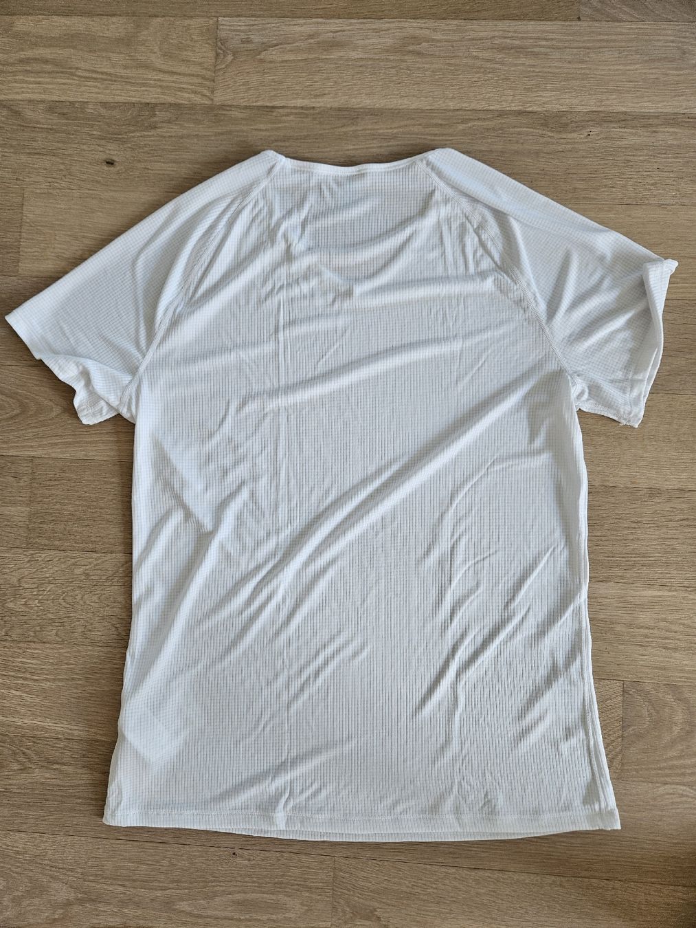 Odlo T-shirt: Odlo Funktionsshirt weiss, Grösse XL - Neu – Nuovo (secondo la descrizione) da Altdorf UR venduto da blue_67 1