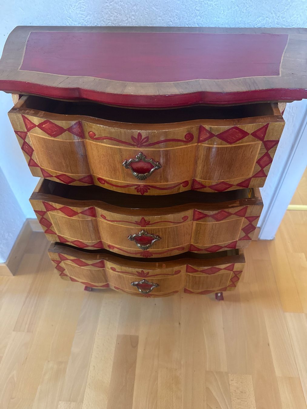 Antike Kommode, restauriert, Vintage Look, rot/braun (Gebraucht) in ...