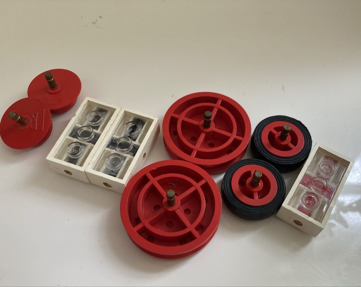 Lego Giocattoli: Konvolut alte Lego Achsen Räder Technik, Legoland – Usato da Rombach venduto da polymerase01 1