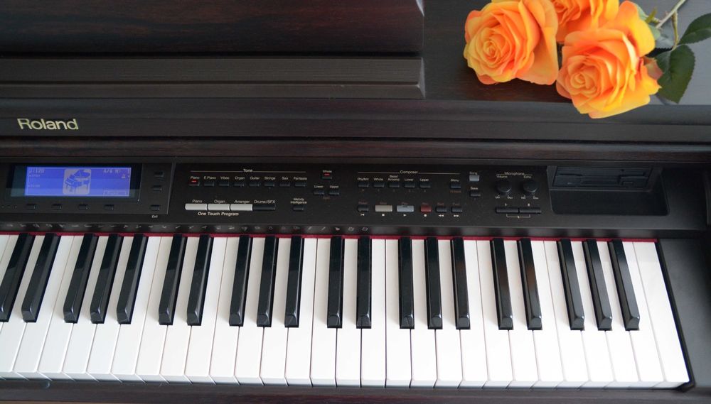Roland KR570 digital 88 Note gewichtet epiano Kaufen auf Ricardo