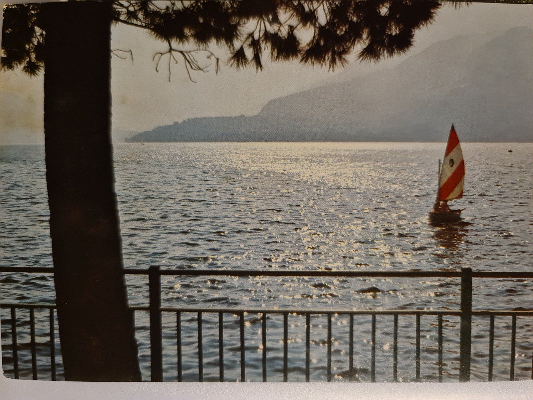 Ansichtskarten: Ansichtskarte Comersee Lago di Como Italien 1983 – Gebraucht aus Dintikon von Vexi