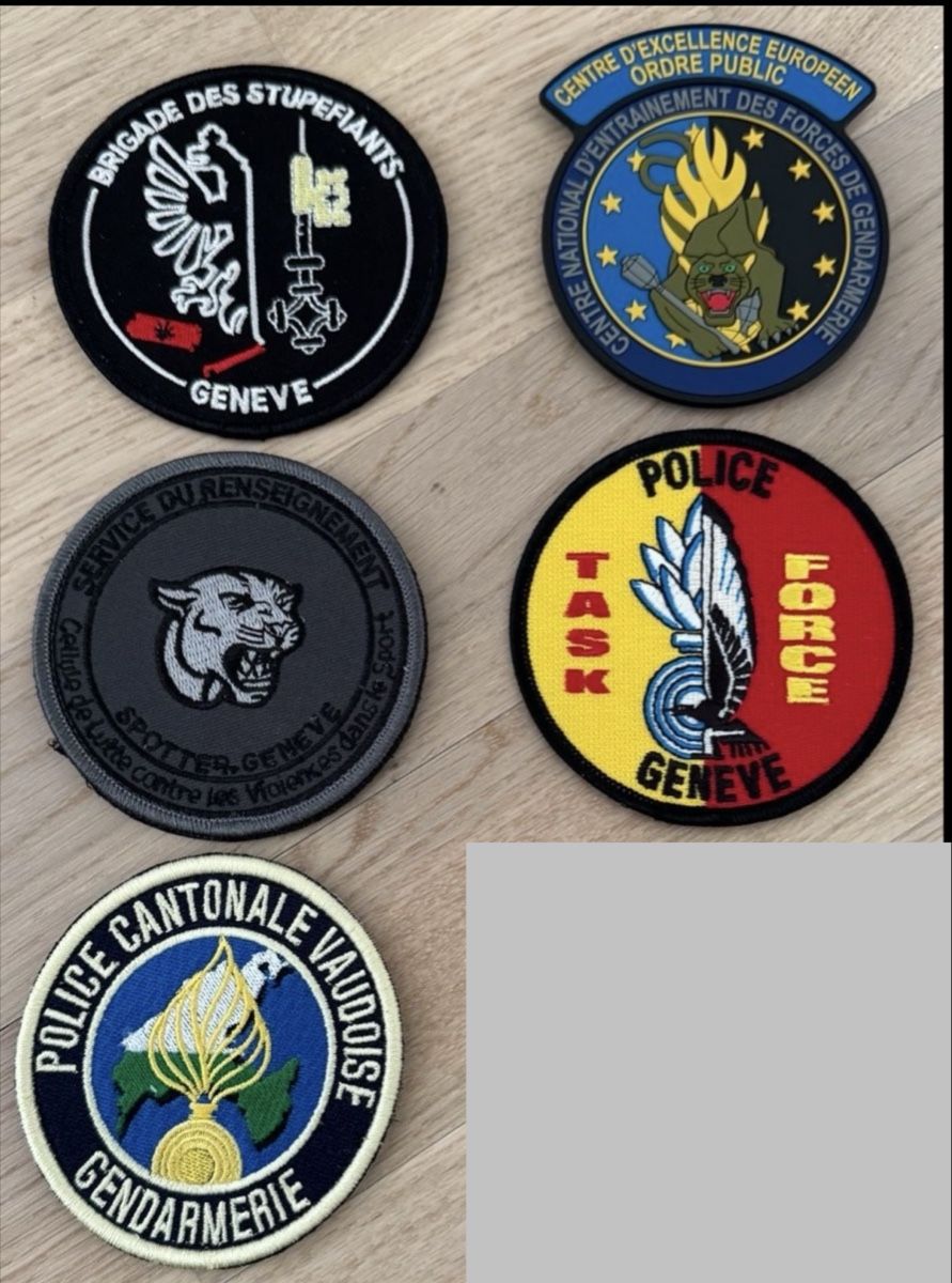 Plaketten & Abzeichen: 5 badges Police GE/VD – Neu und originalverpackt aus Genève von CollectorComp