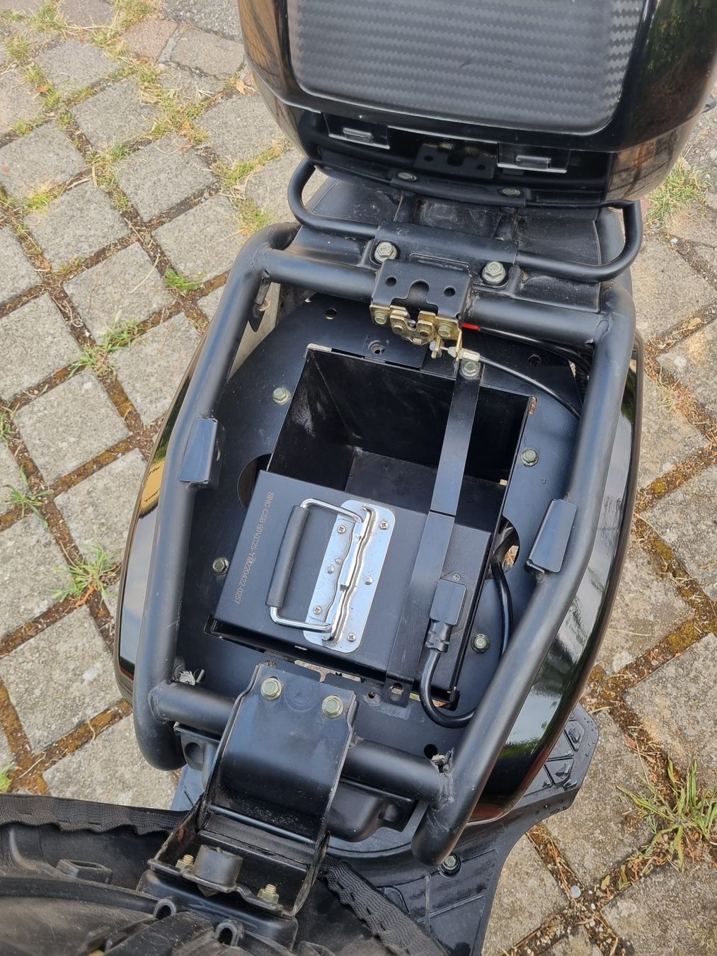 Scooter: E Roller Lugi Next 25 km/h – Usato da Würenlos venduto da son_6fc5