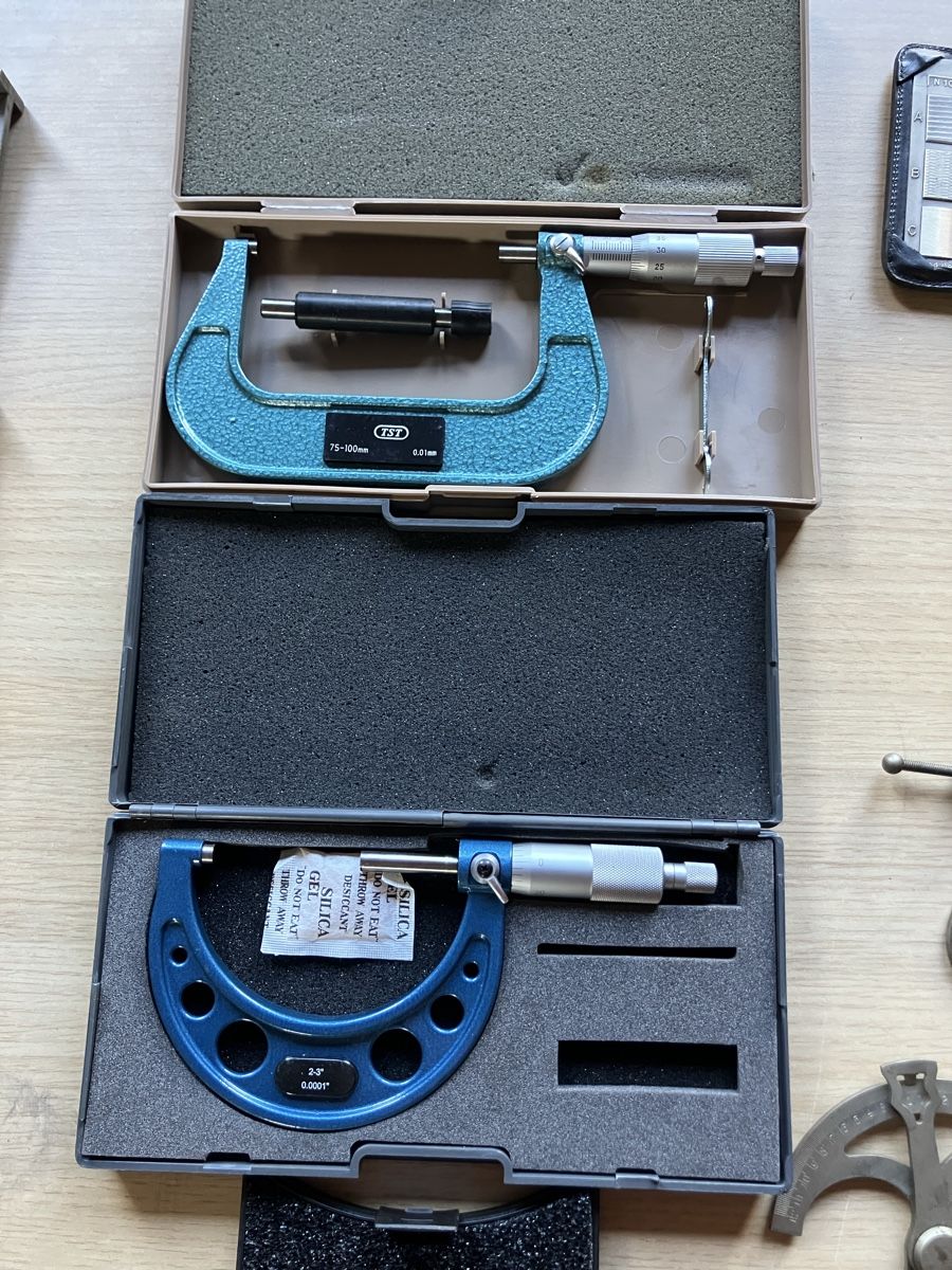 Misurare: Messwerkzeuge Sortiment Mikrometer Messschieber Messuhren  – Usato da Uerkheim venduto da Dealer-4813 8
