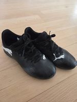 Fussballschuhe Halle