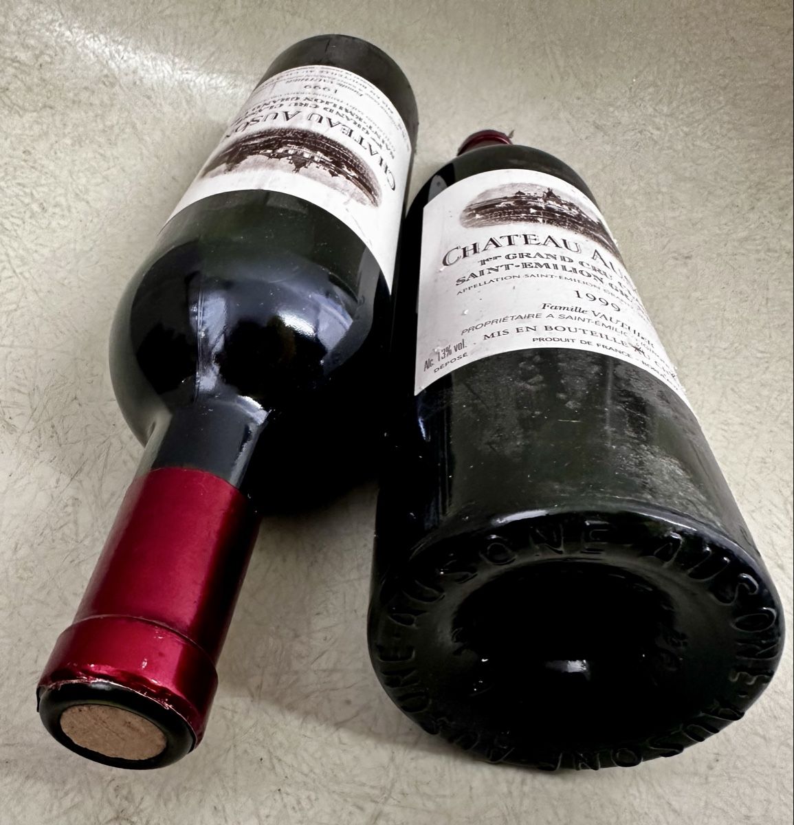 Vino: 2 Fl. Chateau Ausone 1999 – Nuovo e nell'imballaggio originale da Luzern venduto da budweiser8 1