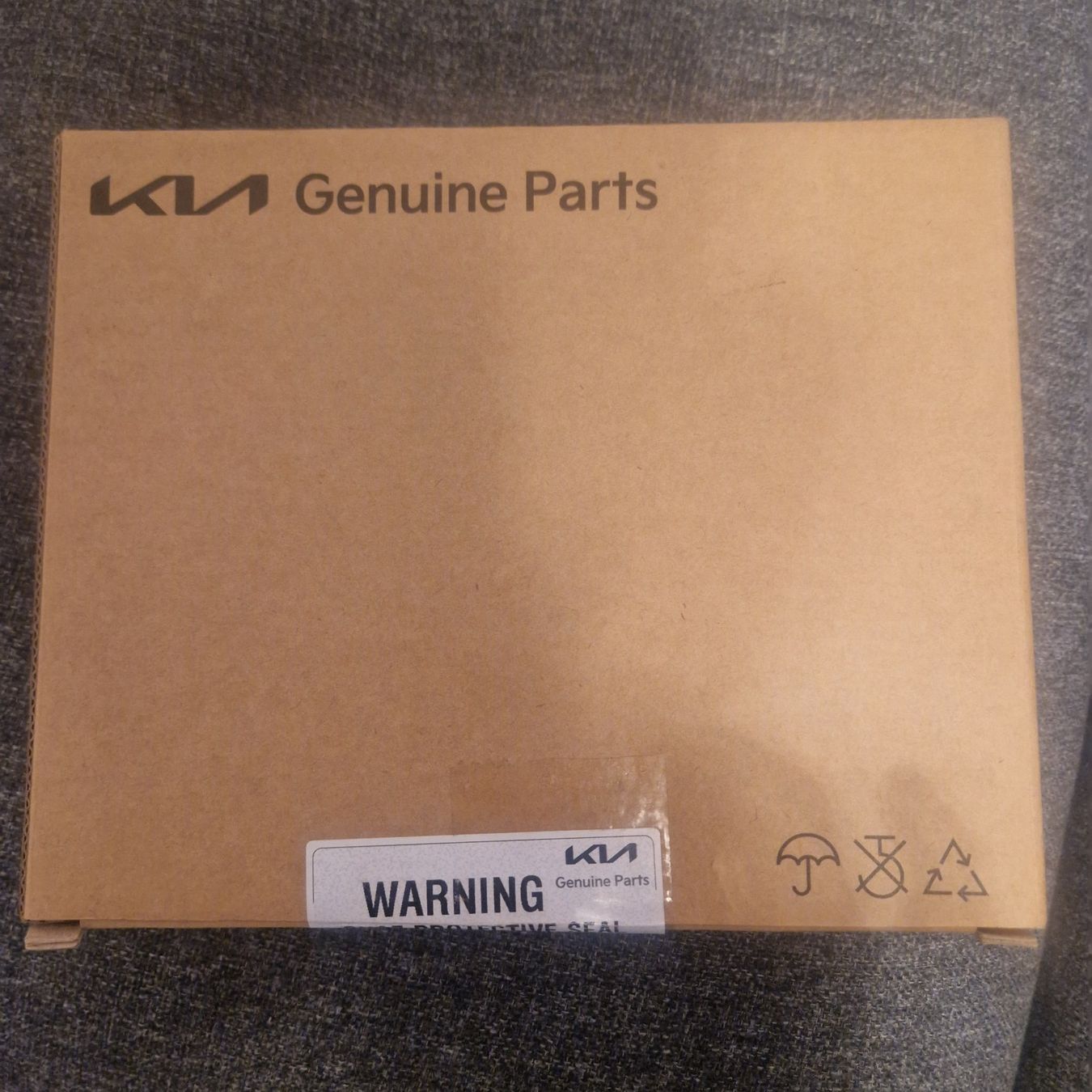 Hyundai Alle Autoersatzteile: Hyundai ECU 39175 2BTC3 – Neu und originalverpackt aus Lausanne von trop_wizz 1