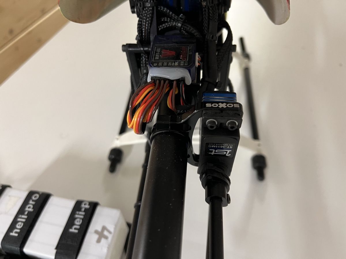 Heli-Professional RC Modellbau: Neuwertiger Heli Soxos 550 Komplett  – Neu (gemäss Beschreibung) aus Amlikon-Bissegg von hanspi1968 1