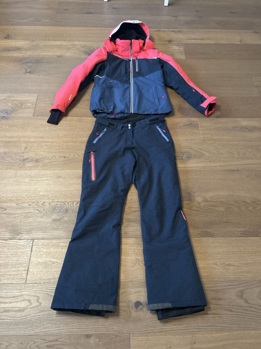 Completi & Tailleur: Skianzug Icepeak Grösse 38 – Usato da Fischbach- Göslikon venduto da Rommel