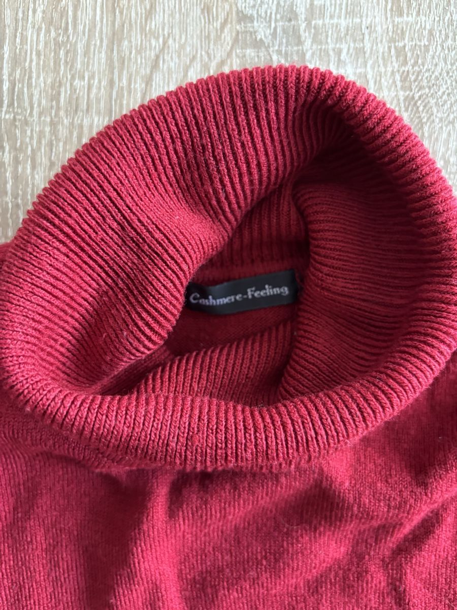 Pullover & Sweatshirts: Rollkragenpullover Gr S/M – Gebraucht aus Ebikon von Regipe 1