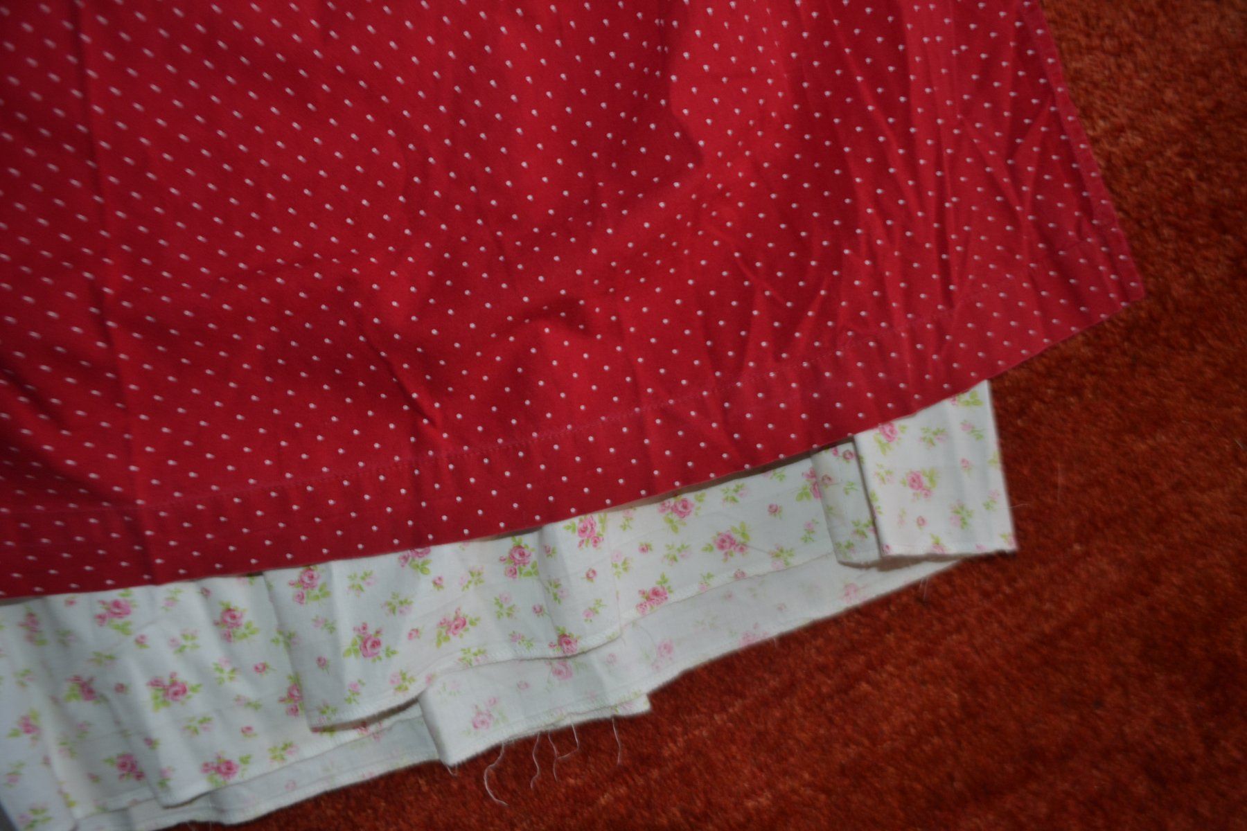 Robes: Dirndl gr.40, Baumwolle – D'occasion à Laupen ZH par chefdom 4