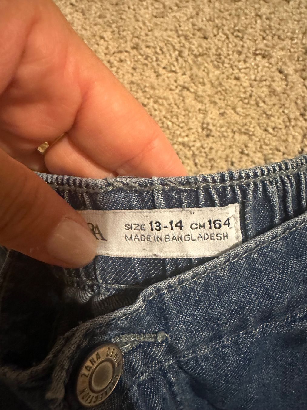 Zara Jeans: Jeans Hose 13/14 – Gebraucht aus Rapperswil BE von aro_66tx 1