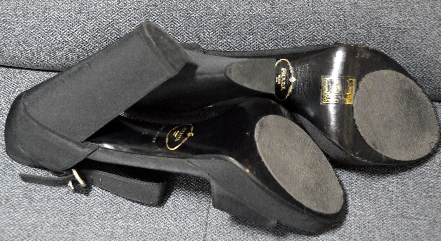 Prada Scarpe da donna: Sandalen / Sandales Prada .39 Seide / soie – Usato da Collonges venduto da Auganien 4