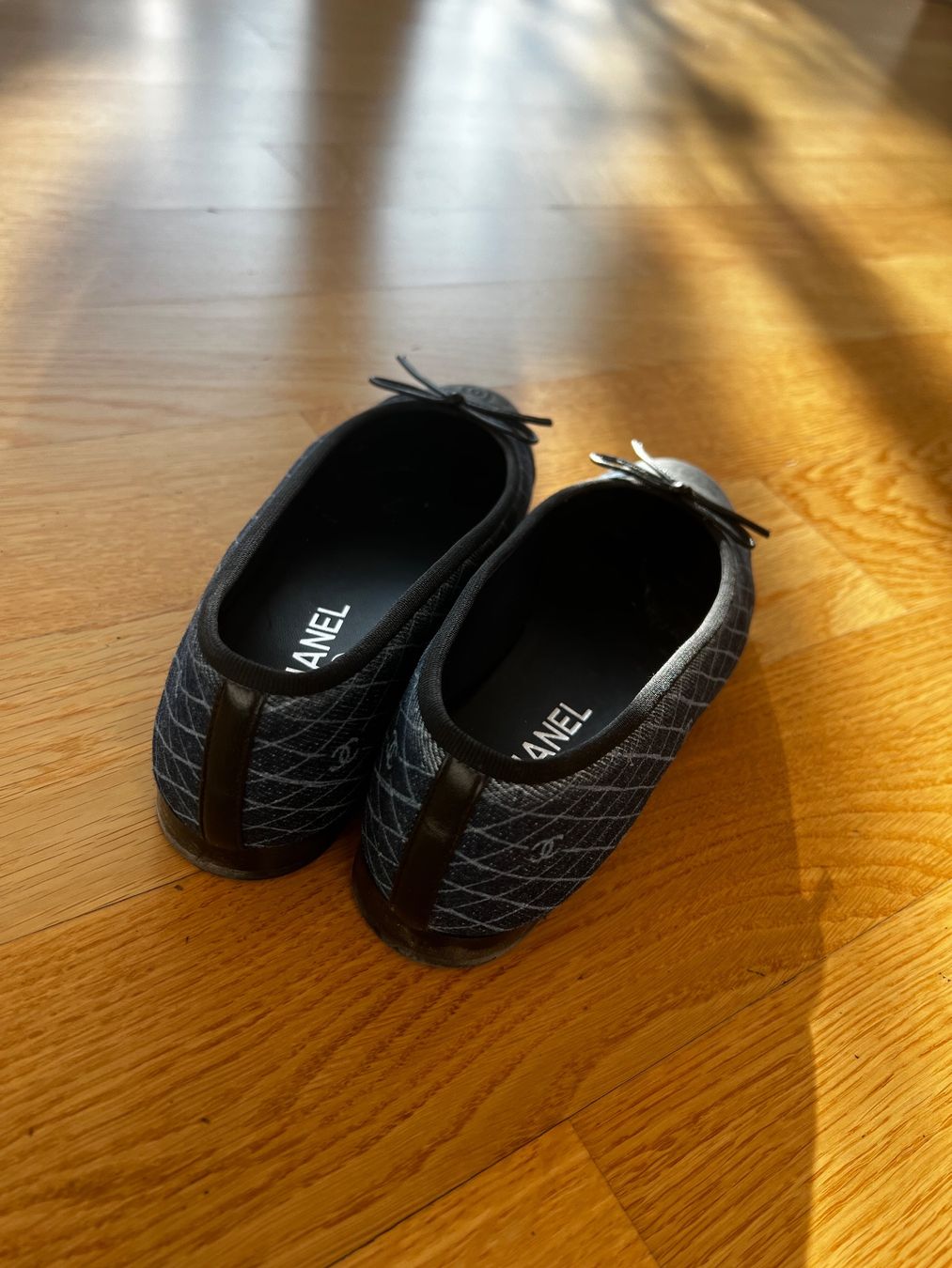 Chanel Chaussures femmes: Chanel Ballerinas 38 – D'occasion à Zürich par freedisco 2