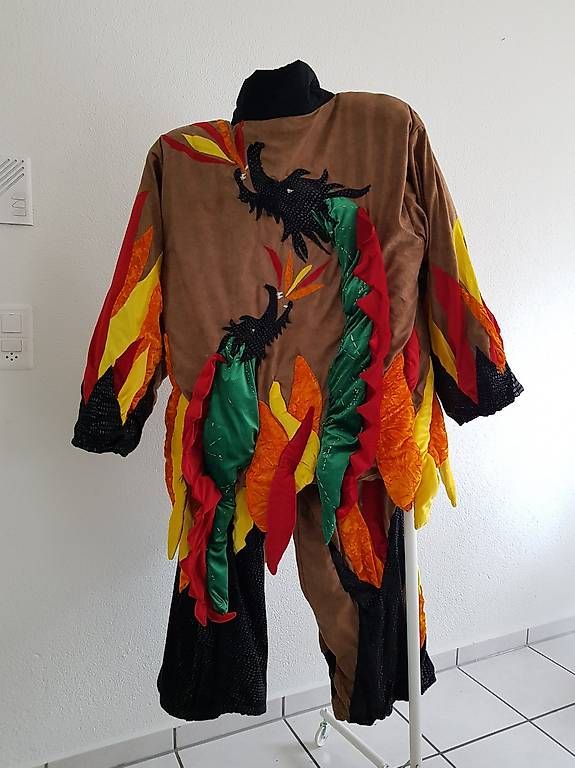 Costumi: fasi gwändli – Usato da Meisterschwanden venduto da kuschti01