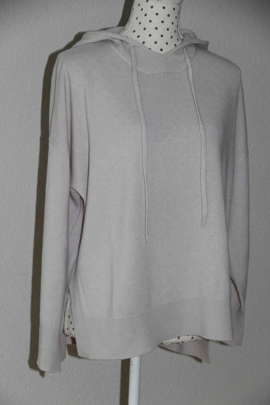 Maglioni & Felpe: Wunderschöner Kapuzenpullover 100% Wolle   von ANGOOR Gr.38 – Nuovo (secondo la descrizione) da Oberwil-Lieli venduto da Svetlana28 1