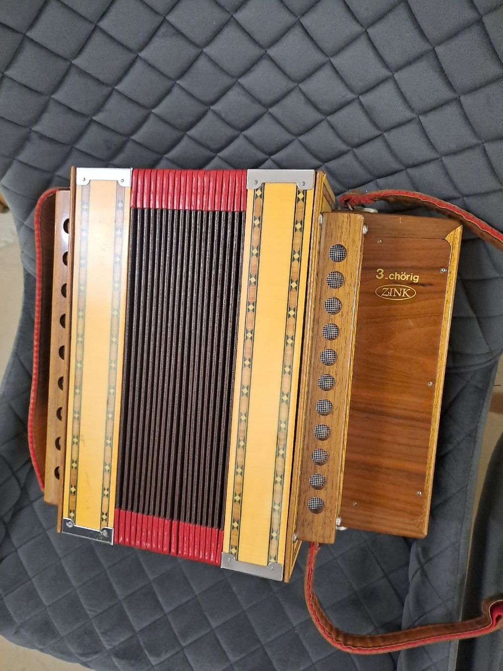 Strumenti musicali: schwyzerorgeli ton B – Usato da Villeneuve venduto da BibiVintage 8