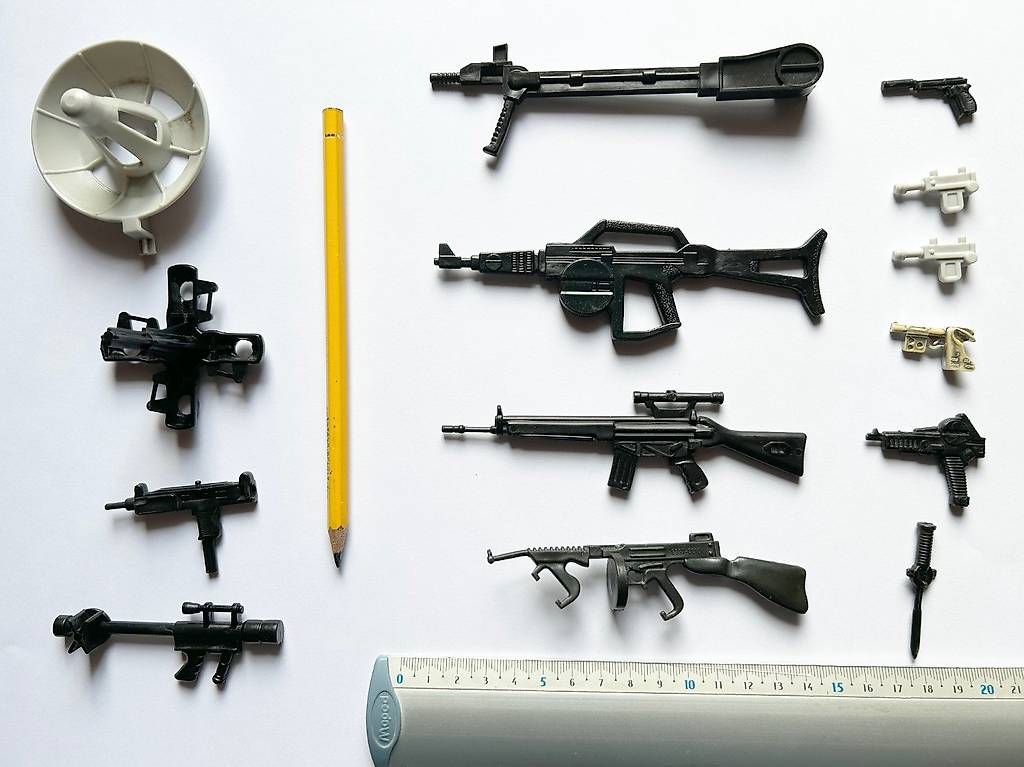 Giocattoli: Big Jim - Mattel - lot accessoires – Usato da Giffers venduto da Z6-ludo