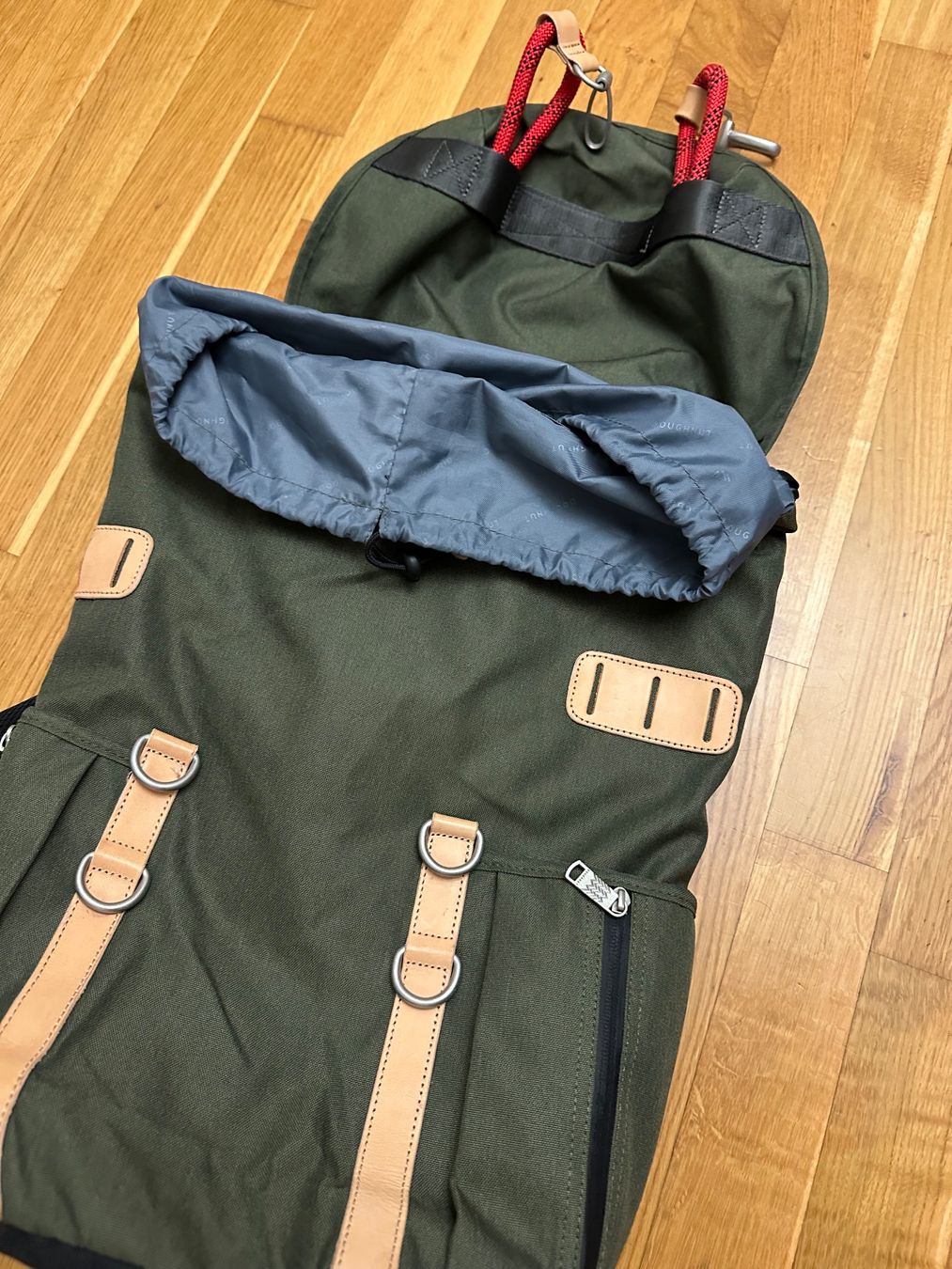 Rucksäcke: Doughnut Rucksack Farbe Oliv – Neu (gemäss Beschreibung) aus Fislisbach von David1 1