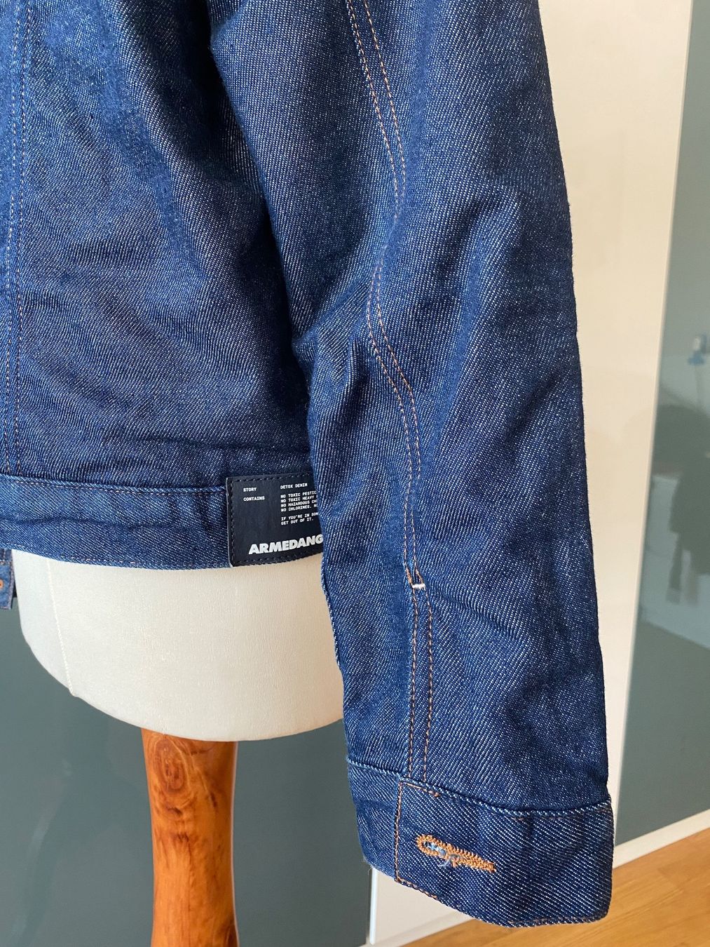 Armedangels Jacken: ARMEDANGELS Jeansjacke Größe L Damen – Gebraucht aus Duebendorf von Alexandertreyer 5