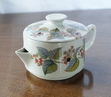 Vintage Sahnekännchen mit Deckel