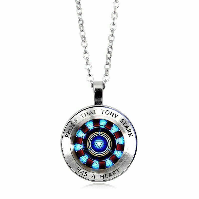 Colliers: Iron Man Herz mit Kette Tony Stark Silbern – Neuf avec emballage d'origine à St. Margarethen TG par ursk10 6