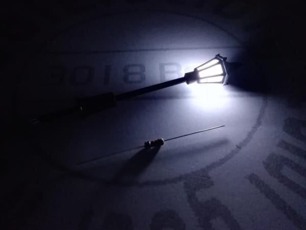 Modelleisenbahnen: Nostalg. LED-Platzlaterne 12-20V AC/DC - ACTION - – Neu (gemäss Beschreibung) aus Luzern von Salefactory 4