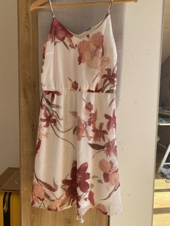 Robe fleurie taille M