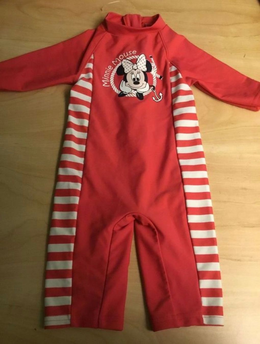 Disney Costumi da bagno & Bikini: UPF 40+ Badeanzug, Minnie Maus – Nuovo (secondo la descrizione) da Hermiswil venduto da Volvorine