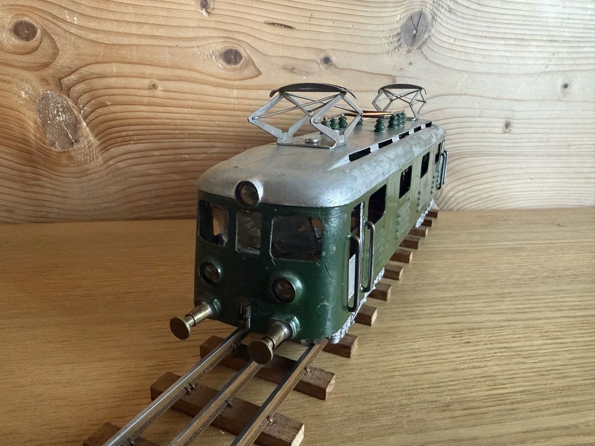 Modelleisenbahnen: Spur 0 Eigenbau Lok mit einem Motor DC – Gebraucht aus Amden von vipernatter 4