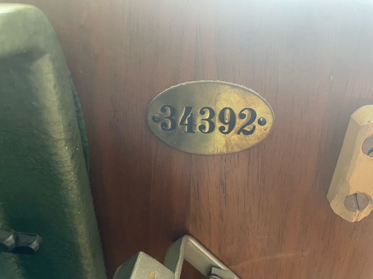 Burger & Jacobi Strumenti musicali: Piano (droit) – Usato da Tannay venduto da Lansing01 2