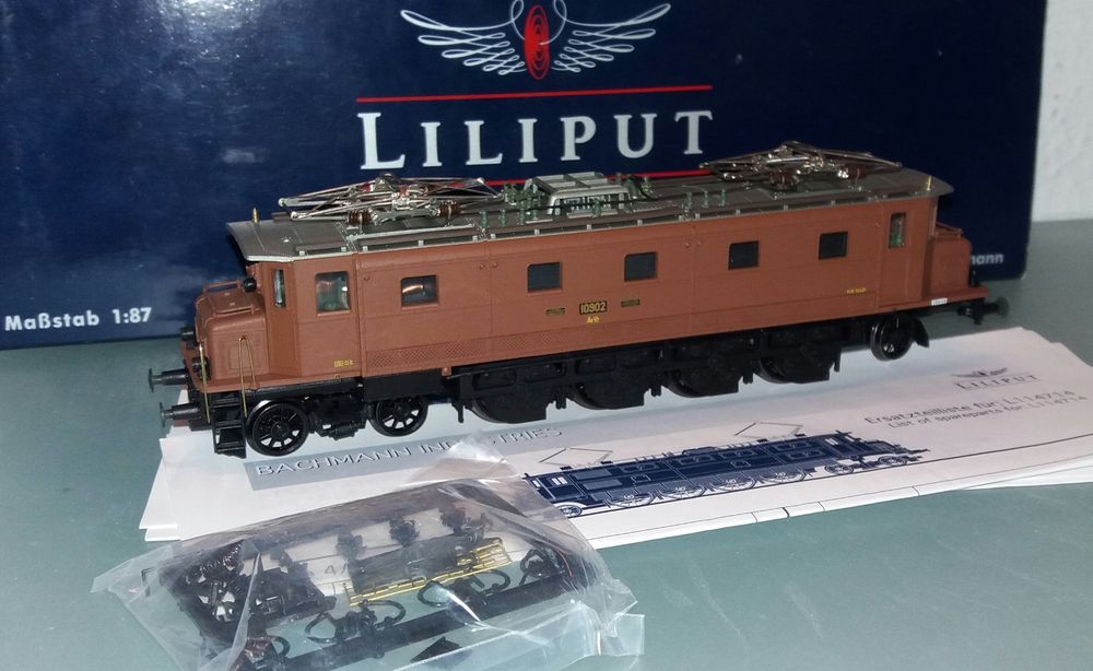 2 Locomotives Ae 4/7 SBB Ep IV – HO 1/87 PIKO 97782 – état Neuf
