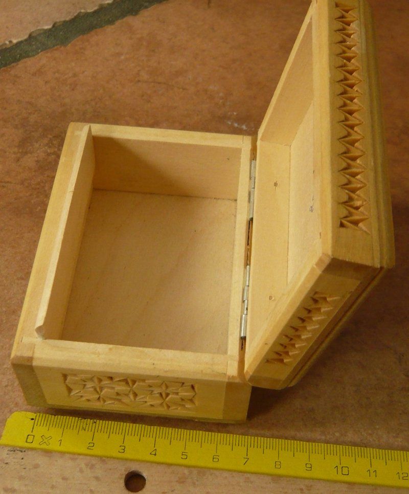 Cassapanche: Schatzthure, Schmuckbox handgemacht, Holz – Usato da Ruggell venduto da Btt 2