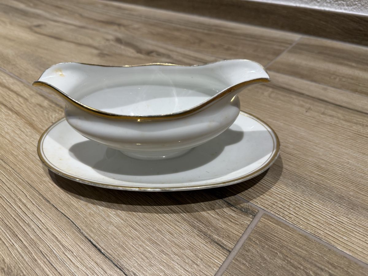 Set di piatti: Porcelaine de Limoges – Usato da Estavannens venduto da davy80 5