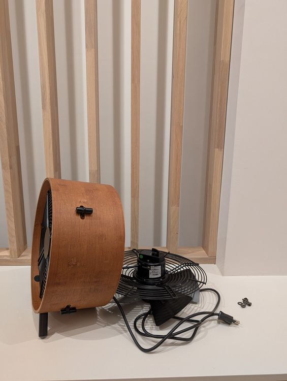 Stadler Form Ventilatoren: Ventilateur design STADLER FORM bois et métal, 3 vitesses 👌 – Neu (gemäss Beschreibung) aus Collombey von moribana 3