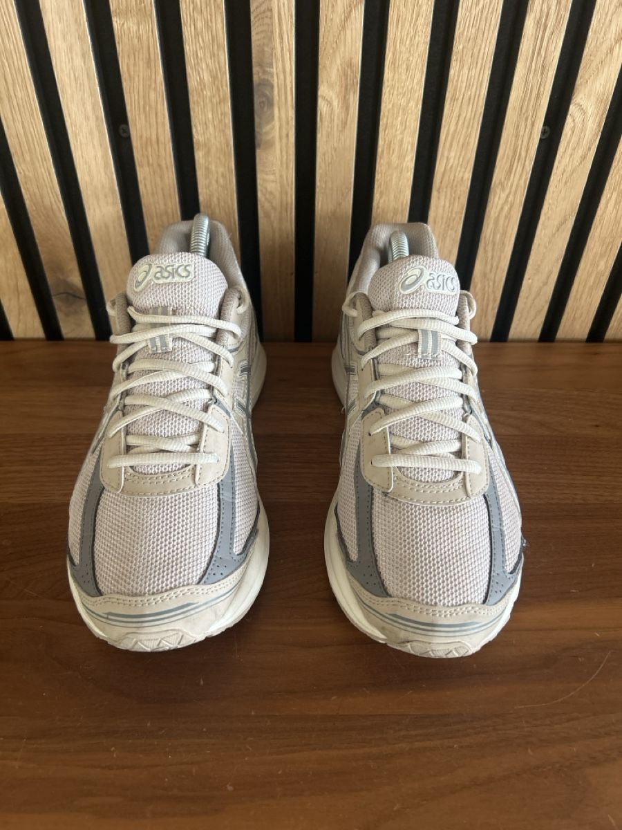 Asics Scarpe da uomo: Asics JOG 100S – Usato da Büttikon AG venduto da dam_bnc2 1
