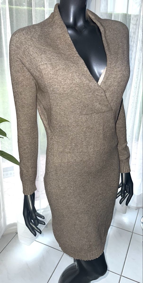 Robes: STRICKKLEID GR. M – D'occasion à Unteraegeri par MH203 3