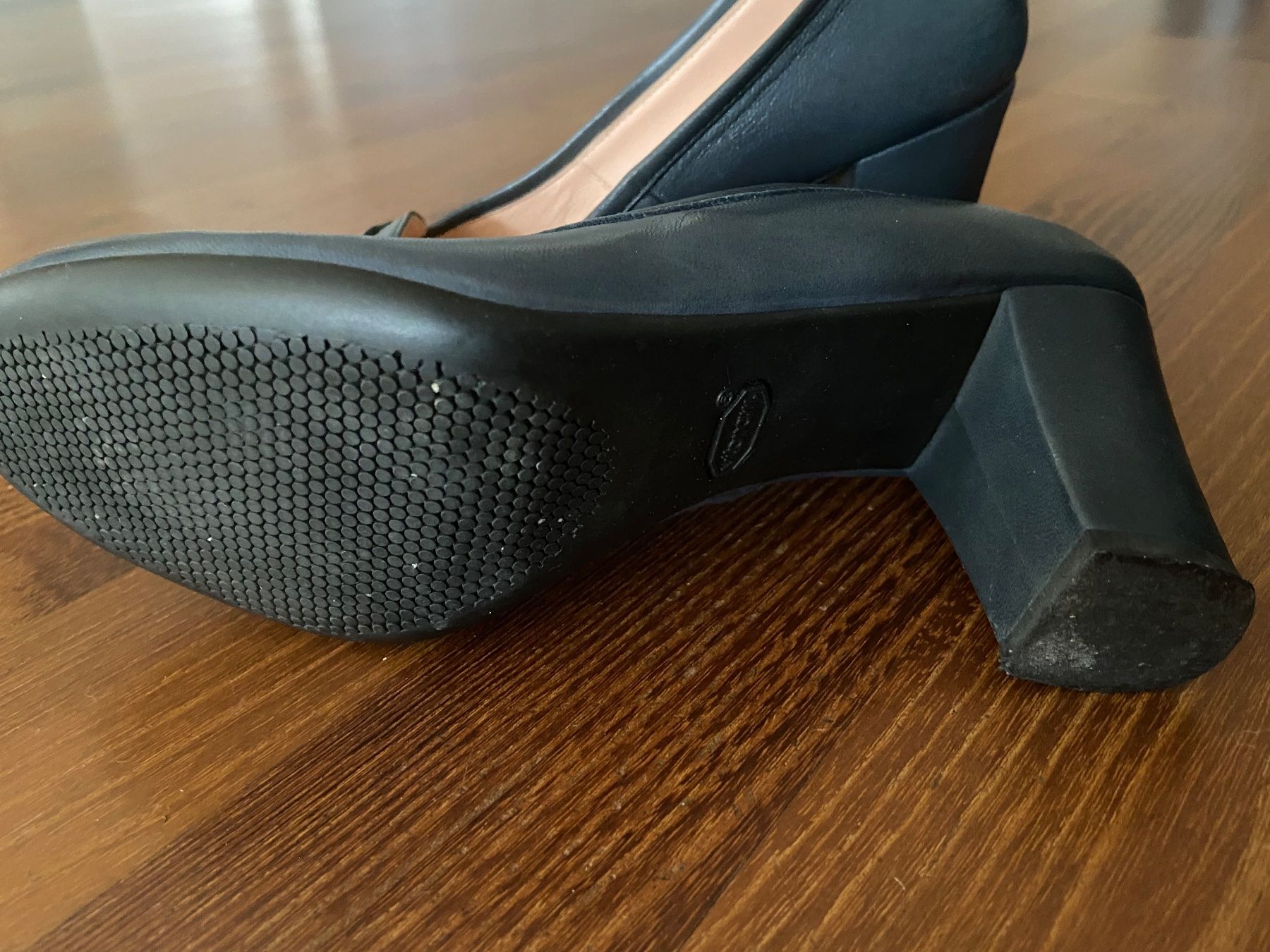 Navyboot Scarpe da donna: Navyboot Lederschuhe – Usato da Unterengstringen venduto da bar_rh5f 4