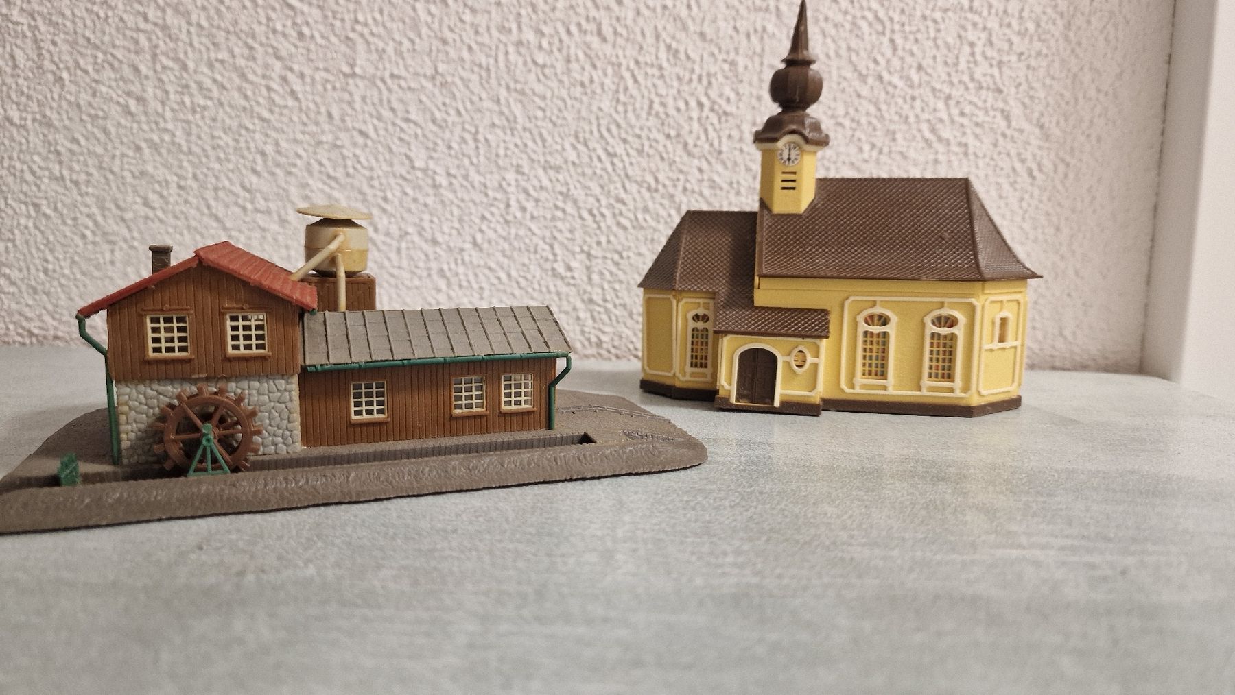 Modellini di ferrovie: Modelleisenbahn Häuser – Usato da Hasle LU venduto da luc_9pxg 5