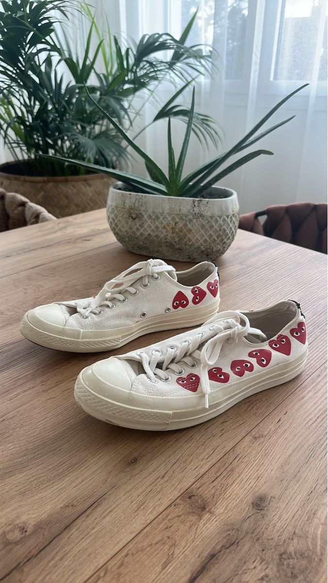 Converse Scarpe da uomo: Coole Commes des Garçons Converse Sneaker Gr. 42.5 – Usato da Hünenberg See venduto da misterblee