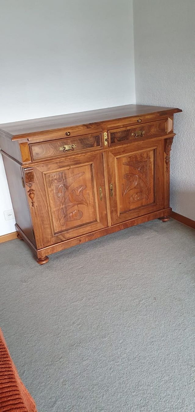 Credenze: Antikes Buffet / Jugendstil-Schnitzereien – Usato da Döttingen venduto da reg_lzy2 1