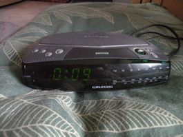 SONOCLOCK 42 Wecker mit Radio, top Zustand