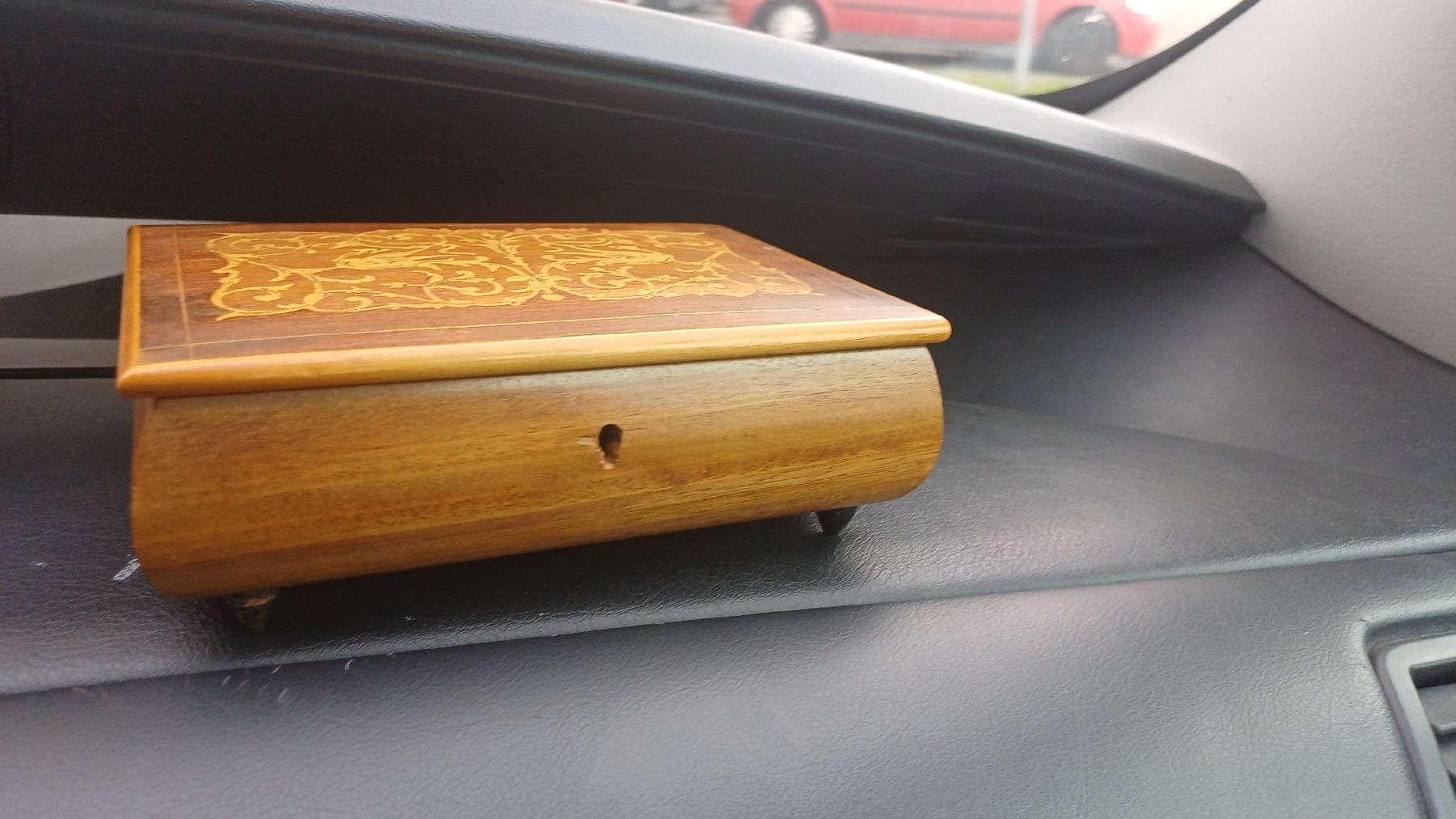 Articles en bois: Schöne Schatulle Nussbaum – D'occasion à Flawil par Pinkmalibu 1