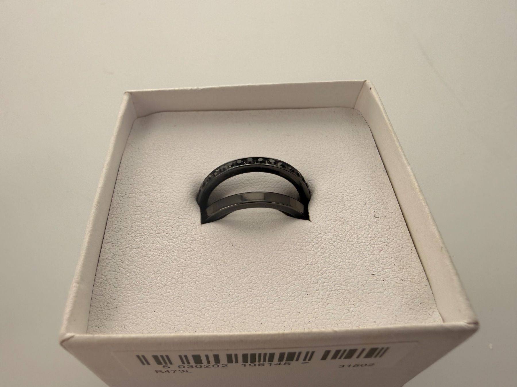 Anelli: 2 Ringe Damen Schmuck Set Anthrazit mit Steinen NEU – Usato da Zug venduto da isdach 2