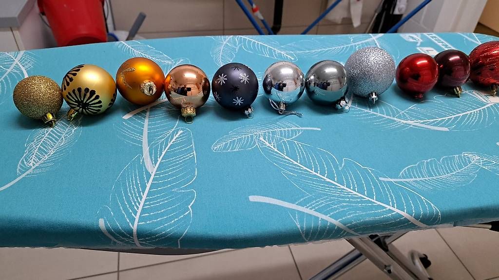 Toutes les décorations: Weihnachtskugeln – D'occasion à Fischbach-Göslikon par Reinegge 4