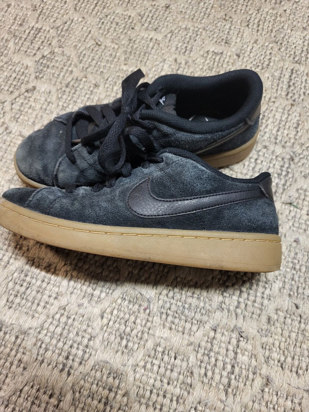 Nike Scarpe da uomo: Nike Sneakers Schuhe 35/36 – Nuovo (secondo la descrizione) da Zumikon venduto da cozurich