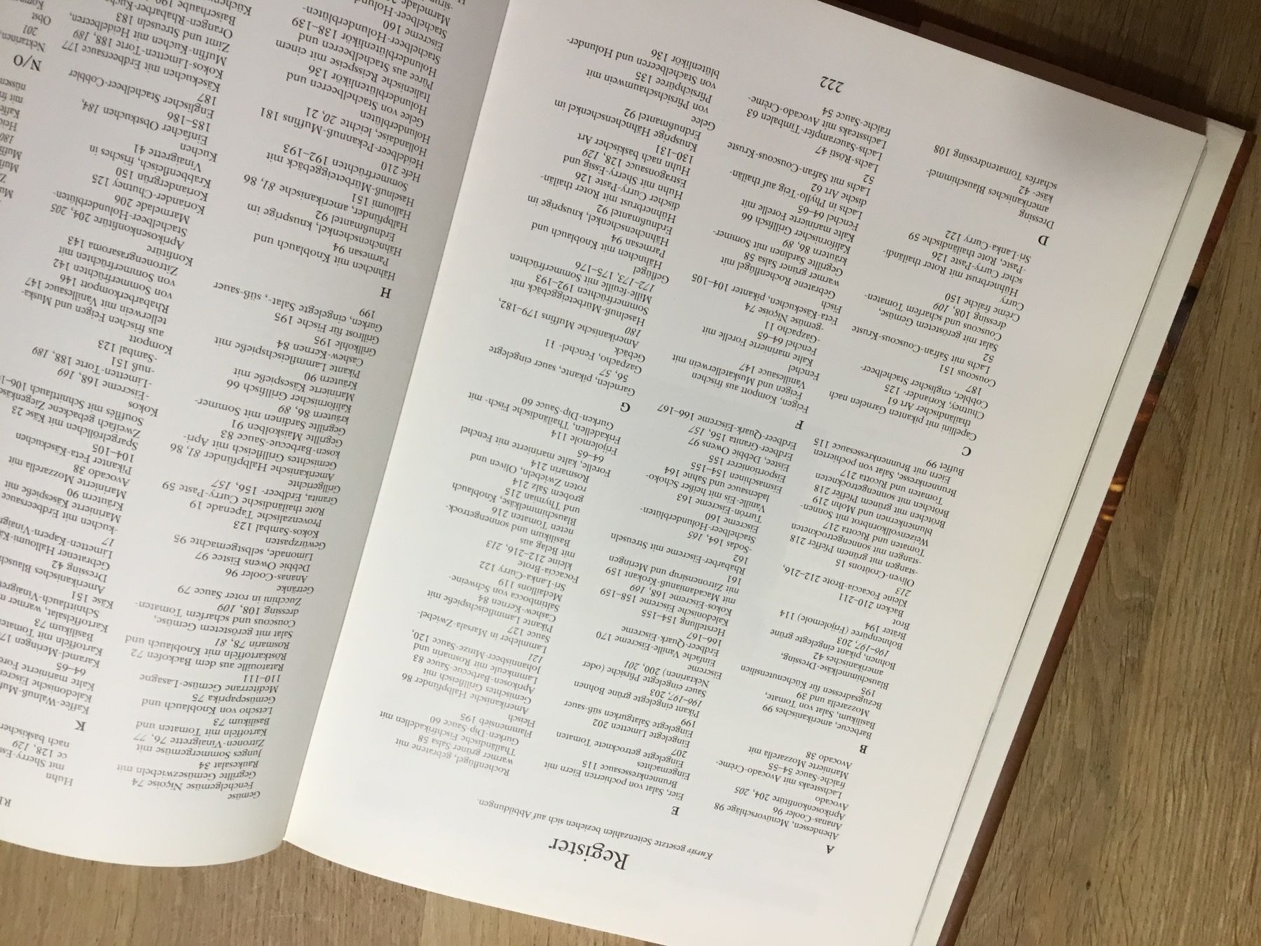 Bücher: Kulinarische Sommerfreuden Delia Smith – Gebraucht aus Triesen von Trisuna 9