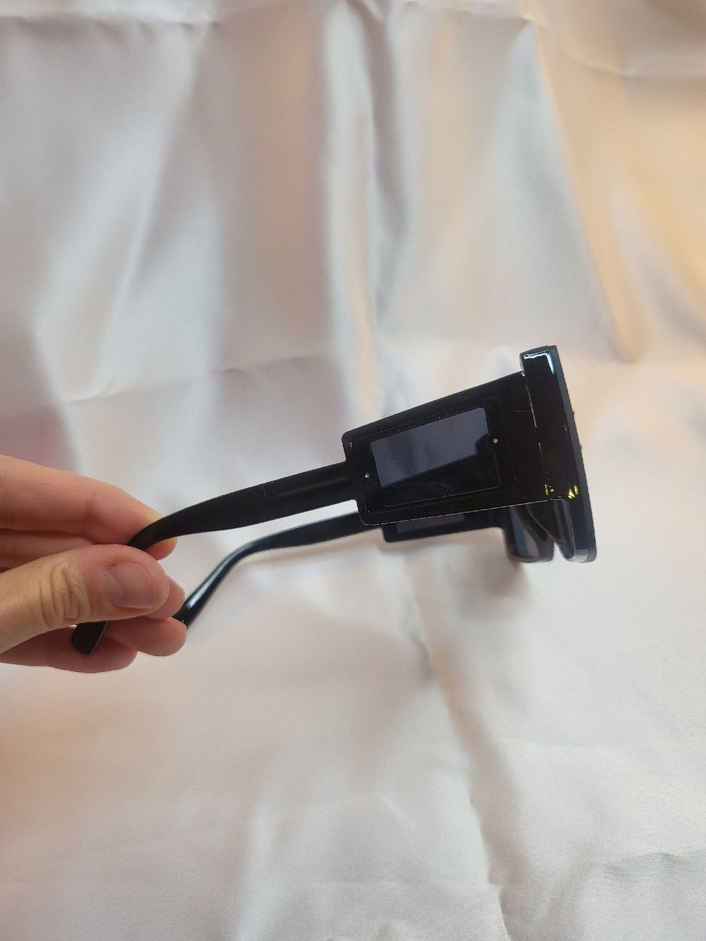 Brillen & Gläser: NEUE Schwarze Sonnenbrille  – Neu und originalverpackt aus Hellbühl von d.d.d.125 4